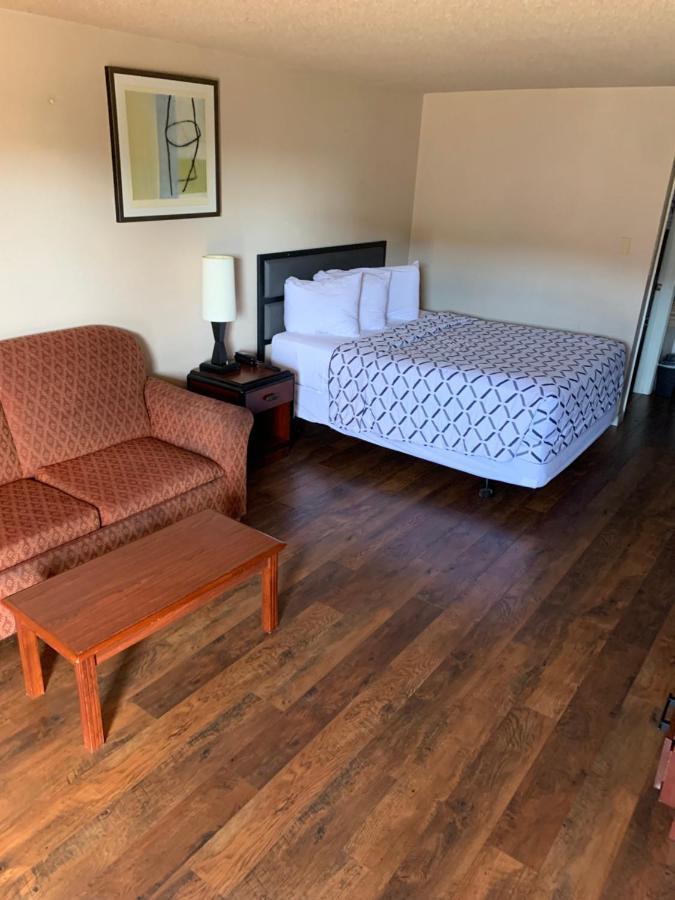 Smokey Point Motor Inn Арлингтон Экстерьер фото