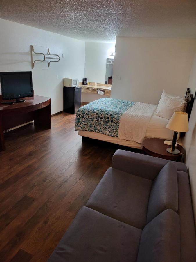 Smokey Point Motor Inn Арлингтон Экстерьер фото