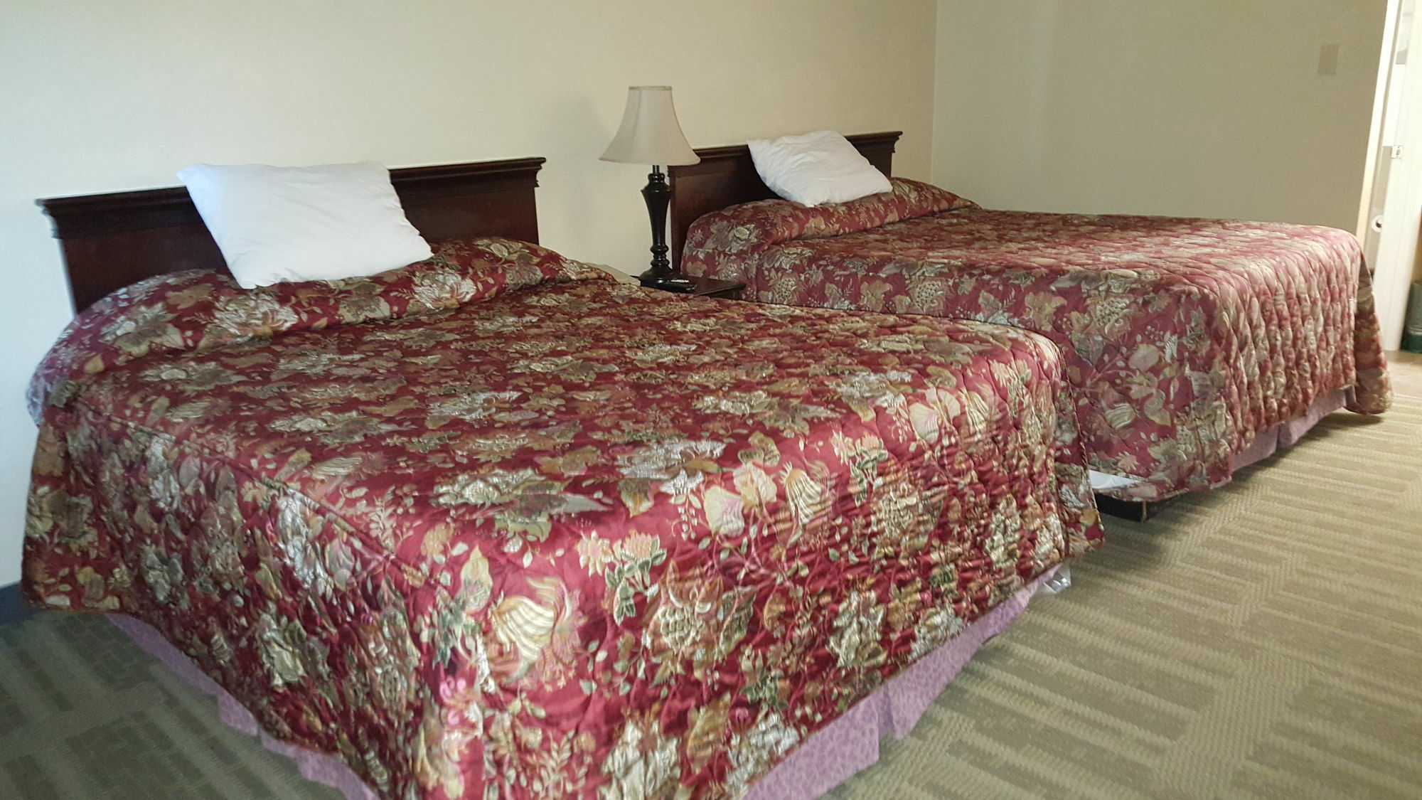 Smokey Point Motor Inn Арлингтон Экстерьер фото